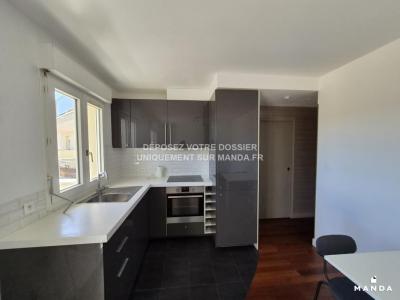 Louer Appartement Evry 870 euros