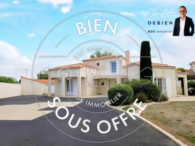 For sale Saint-martin-des-noyers 6 rooms 165 m2 Vendee (85140) photo 0