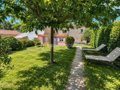 For sale Mazaugues 4 rooms 65 m2 Var (83136) photo 2