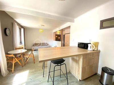 For sale Millau 3 rooms 65 m2 Aveyron (12100) photo 4