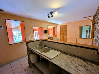 For sale Fougeres 4 rooms 77 m2 Ille et vilaine (35300) photo 3