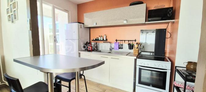 For sale Hyeres 2 rooms 45 m2 Var (83400) photo 2