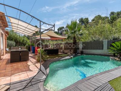 For sale Hyeres 6 rooms 125 m2 Var (83400) photo 0