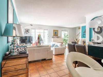 For sale Hyeres 6 rooms 125 m2 Var (83400) photo 1