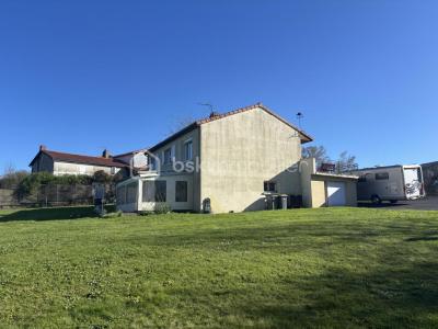 For sale Vernoux-en-gatine 6 rooms 117 m2 Deux sevres (79240) photo 0