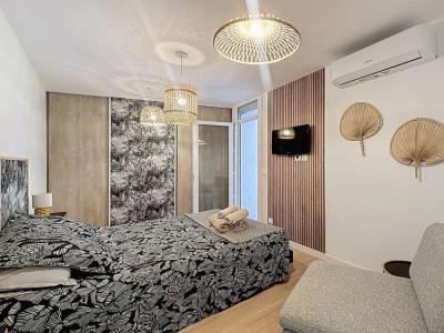 For sale CENTRE  VILLE QUAI 228 m2 Herault (34200) photo 0
