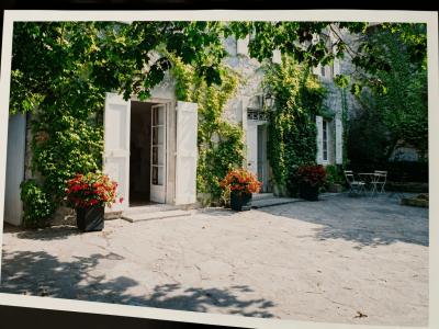For sale 2 MIN � PIED DU CENTRE VI 8 rooms 249 m2 Gard (30430) photo 0