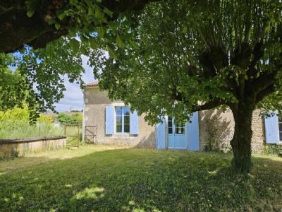 For sale 3 rooms 132 m2 Vienne (86510) photo 1