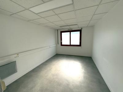 Annonce Location Bureau Montelimar 26