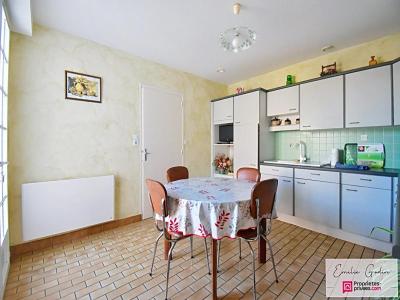 Acheter Maison Saint-pierre-des-echaubrognes 187200 euros
