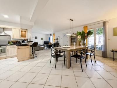 For sale Grau-du-roi 6 rooms 144 m2 Gard (30240) photo 1