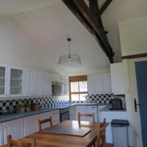For sale Saint-paul-en-gatine 8 rooms 181 m2 Deux sevres (79240) photo 4