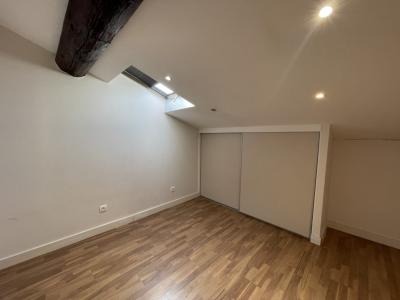 Louer Appartement 46 m2 Lyon-7eme-arrondissement
