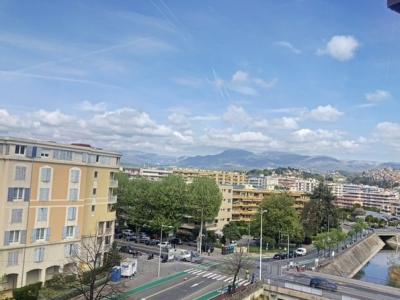 Louer Appartement Cagnes-sur-mer 680 euros