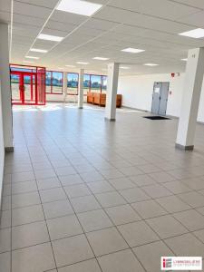 Annonce Location Local commercial Guerche-de-bretagne 35