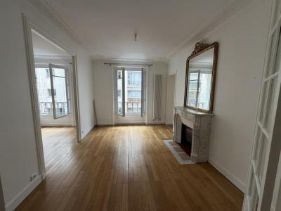 Louer Appartement 90 m2 Paris-15eme-arrondissement