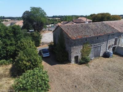 For sale Ruffec 107 m2 Charente (16700) photo 3
