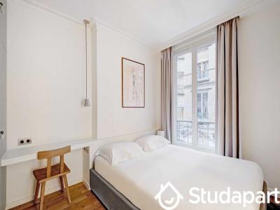 Louer Appartement 40 m2 Paris-18eme-arrondissement