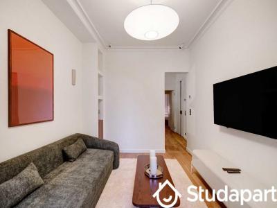 Louer Appartement Paris-18eme-arrondissement 2645 euros