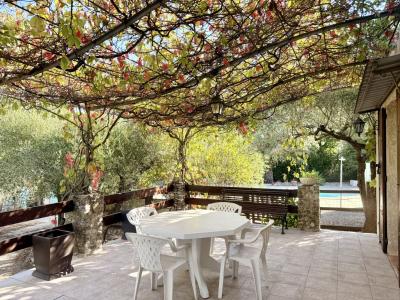 For sale 15 MIN D'UZES 5 rooms 98 m2 Gard (30700) photo 3
