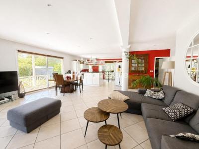 For sale Cestas 6 rooms 170 m2 Gironde (33610) photo 1
