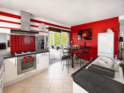 For sale Cestas 6 rooms 170 m2 Gironde (33610) photo 3