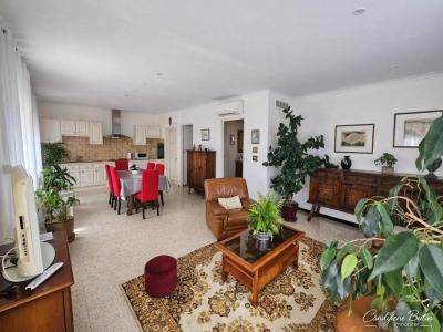For sale Maureilhan 5 rooms 122 m2 Herault (34370) photo 2