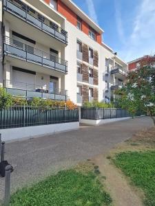 Annonce Vente 3 pi�ces Appartement Saint-priest 69