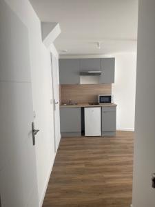 For rent Venissieux 1 room 23 m2 Rhone (69200) photo 0