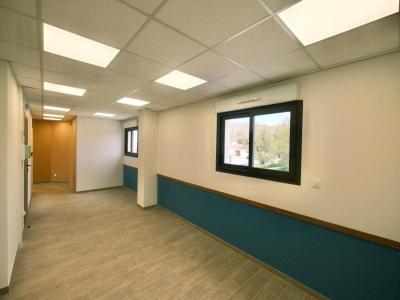 Annonce Location Local commercial Vezenobres 30