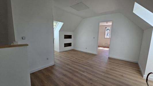 Louer Maison Versoud 1890 euros