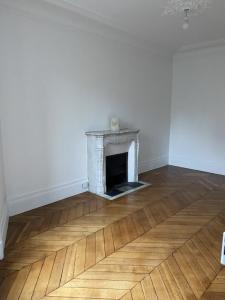 Louer Appartement Paris-17eme-arrondissement Paris