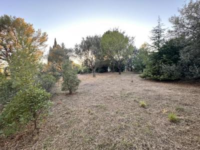 Acheter Terrain 650 m2 Aix-en-provence