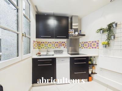 Acheter Appartement Paris-18eme-arrondissement 760000 euros