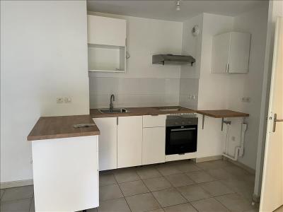 Louer Appartement 58 m2 Seyne-sur-mer