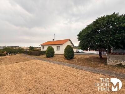 For sale Nanteuil 5 rooms 80 m2 Deux sevres (79400) photo 0