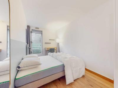 Louer Appartement Nanterre 890 euros