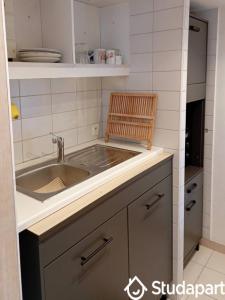 For rent Jarrie 1 room 15 m2 Charente maritime (17220) photo 0