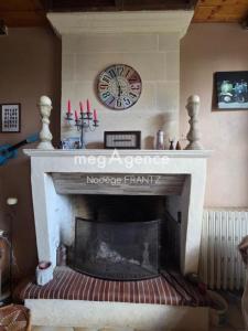 For sale Eglises-d'argenteuil 5 rooms 145 m2 Charente maritime (17400) photo 3