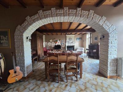 For sale Eglises-d'argenteuil 5 rooms 145 m2 Charente maritime (17400) photo 4