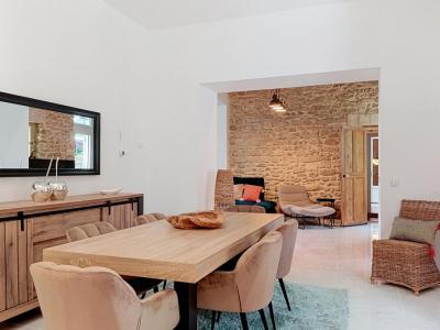 For sale Isle-sur-la-sorgue 11 rooms 282 m2 Vaucluse (84800) photo 0