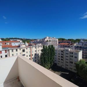 For sale PARC T�TE D'OR  CR�QUI 3 rooms 71 m2 Rhone (69006) photo 0