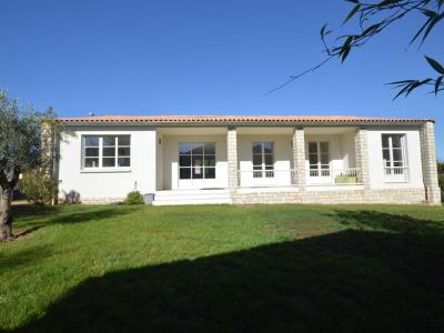 For sale Sainte-soulle 7 rooms 140 m2 Charente maritime (17220) photo 0