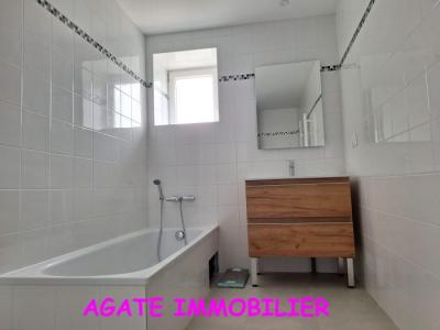 For rent Noaillan 5 rooms 125 m2 Gironde (33730) photo 3