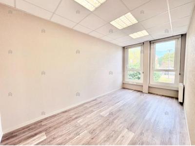 Louer Bureau Bihorel 13008 euros