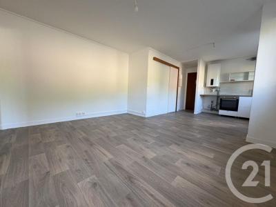 For rent Pont-sainte-maxence 2 rooms 43 m2 Oise (60700) photo 1