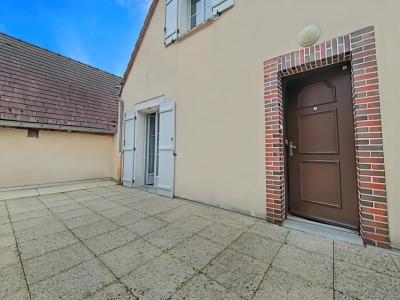For rent Toucy 4 rooms 99 m2 Yonne (89130) photo 1