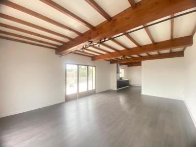 Louer Appartement 50 m2 Vergeze