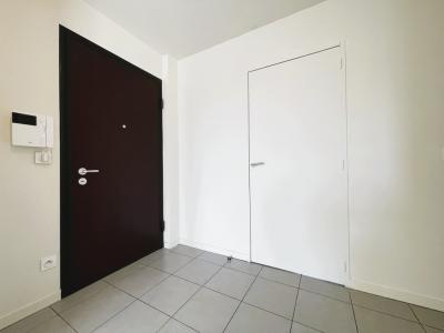 For sale Echirolles 3 rooms 61 m2 Isere (38130) photo 2