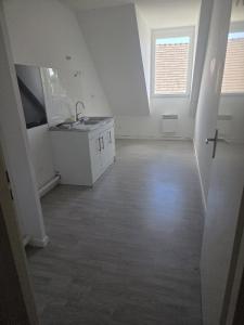 For rent Peroy-les-gombries 4 rooms 92 m2 Oise (60440) photo 2
